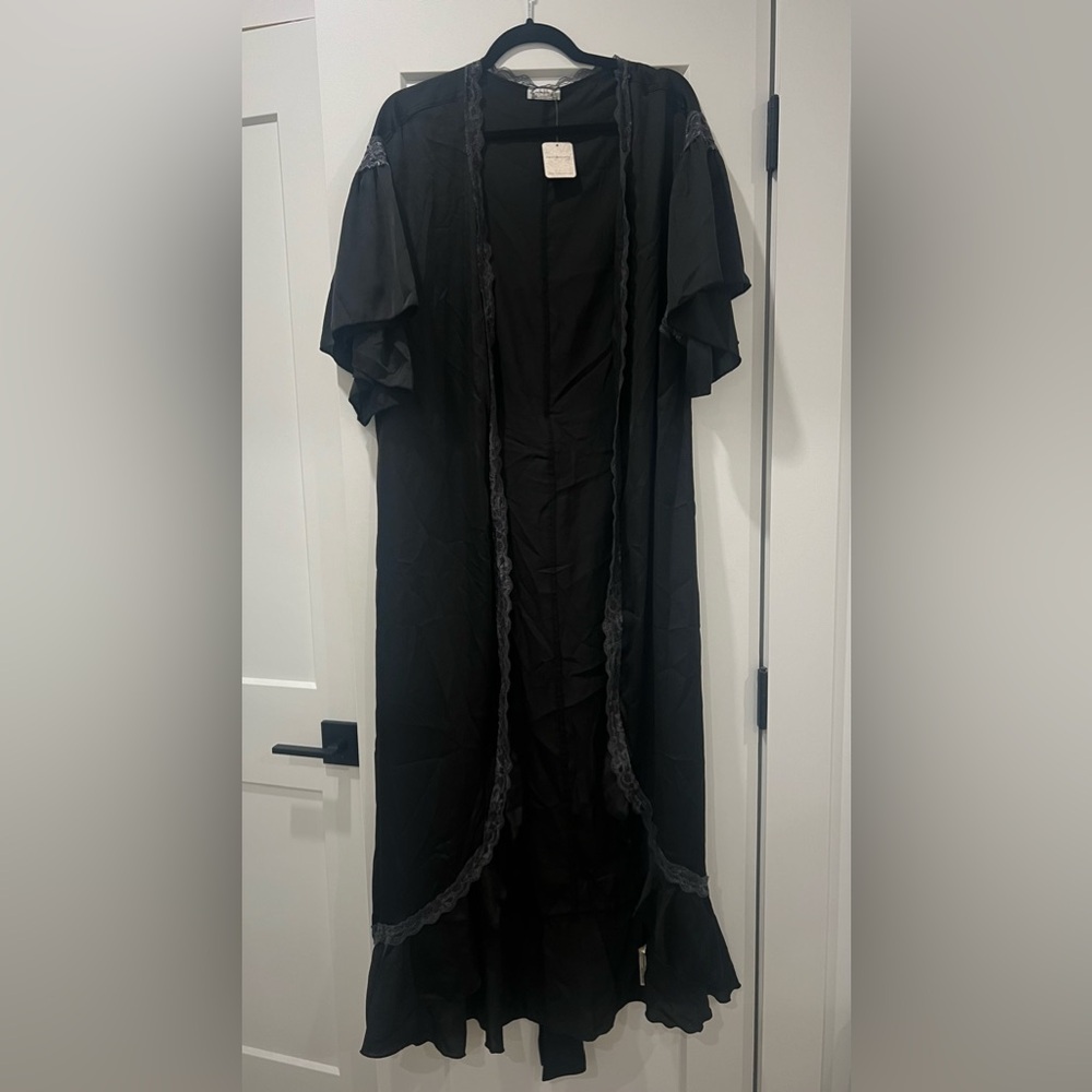 🆕 Free People Intimately Moonbeam Black Ruffle Robe - Picture 5 of 9